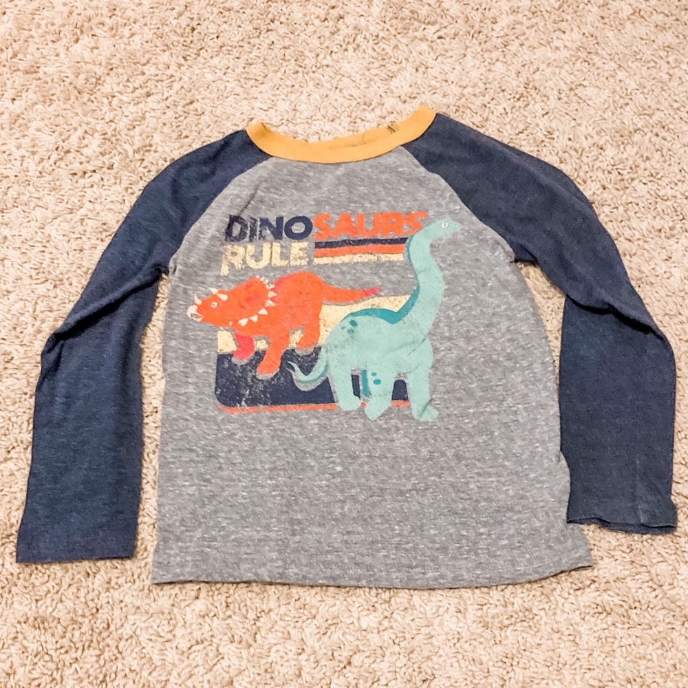 Long sleeved baseball tee with dinosaurs size 5